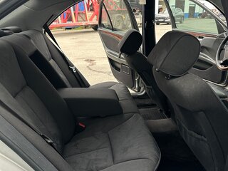1998 Mercedes-Benz E-Класс 240 II (W210, S210), серебристый, 575000 рублей, вид 5