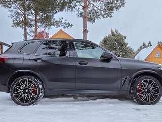 2021 BMW X5 M Competition III (F95), чёрный, 12000000 рублей, вид 4