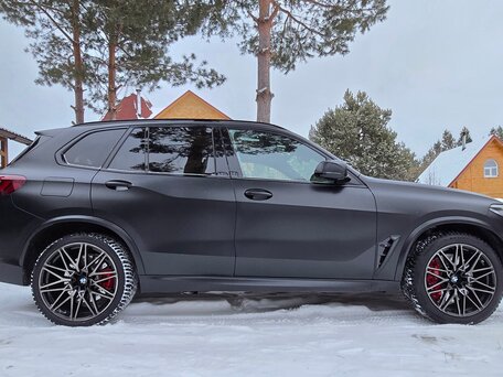 2021 BMW X5 M Competition III (F95), чёрный, 11600000 рублей, вид 4