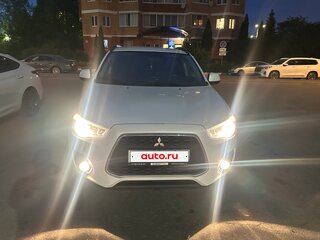 2013 Mitsubishi ASX I Рестайлинг, белый, 1150000 рублей, вид 2