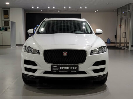 2017 Jaguar F-Pace I, белый, 2520000 рублей, вид 2