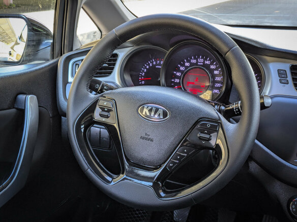 2012 Kia Ceed II, чёрный, 899900 рублей - вид 12