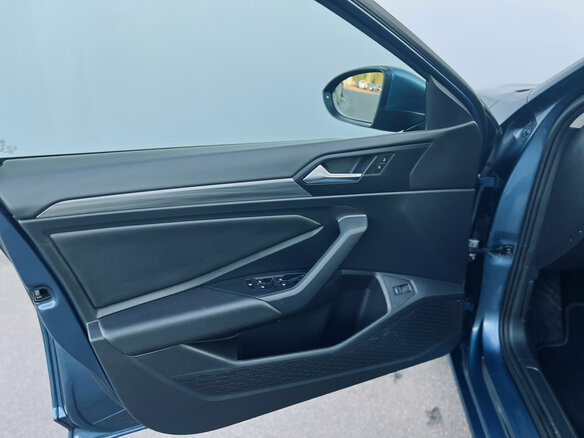 2019 Volkswagen Jetta VII, синий - вид 15