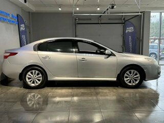 2010 Renault Latitude I, серебристый, 875000 рублей, вид 4