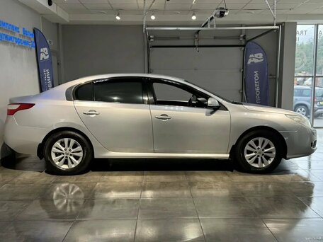 2010 Renault Latitude I, серебристый, 875000 рублей, вид 4