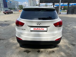 2014 Hyundai ix35 I Рестайлинг, белый, 1450000 рублей, вид 3