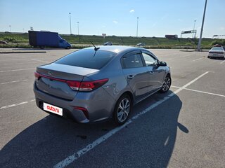2020 Kia Rio IV, серый, 1280000 рублей, вид 3