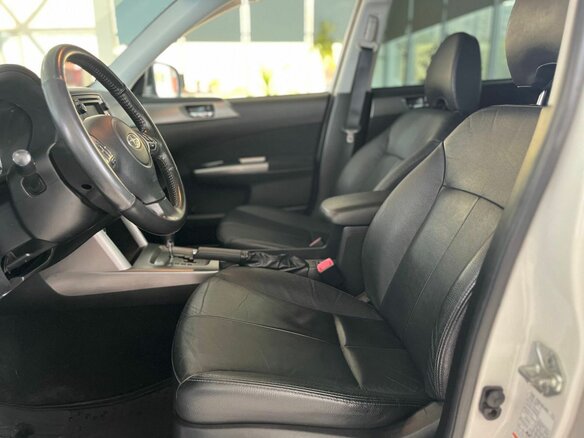 2012 Subaru Forester III Рестайлинг, белый, 1094000 рублей - вид 19