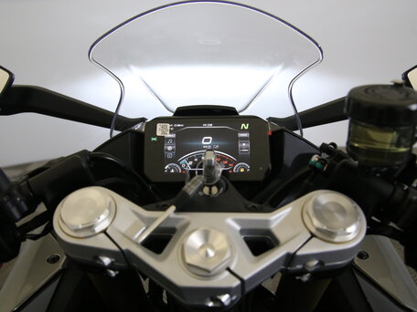 2025 CFMoto 450SR, чёрный, 587920 рублей, вид 5