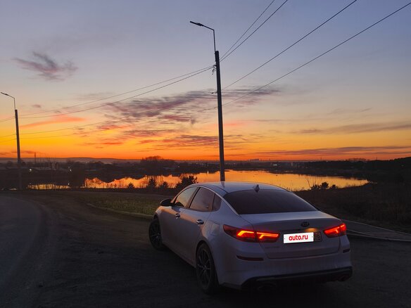 2018 Kia Optima IV Рестайлинг, белый, 1830000 рублей - вид 12