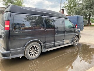 2004 GMC Savana I Рестайлинг, чёрный, 1290000 рублей, вид 4