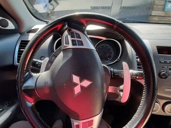 2008 Mitsubishi Outlander II, серый, 950000 рублей - вид 5