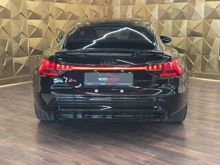 2023 Audi RS e-tron GT I, чёрный, 12500000 рублей, вид 4