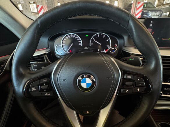 2018 BMW 5 серии 520d VII (G30/G31/G38), чёрный, 3200000 рублей - вид 14
