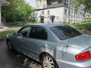 2004 Hyundai Sonata ТагАЗ IV (EF) Рестайлинг, серебристый, 255000 рублей, вид 4