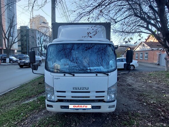 2014 Isuzu Elf (N-series), белый, 2700000 рублей