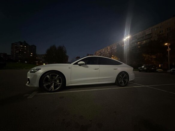 2022 Audi A7 50 TDI II (4K), белый, 5900000 рублей - вид 4
