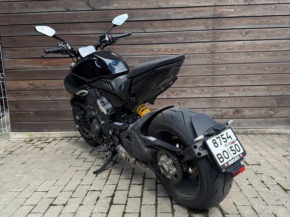 2023 Ducati Diavel V4, чёрный, 2490000 рублей - вид 3