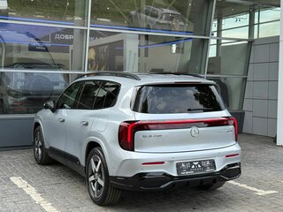 2026 Mercedes-Benz GLB 200 II (X244, X248), серебристый, 8624000 рублей, вид 4