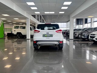 2013 Ford Kuga II, белый, 1350000 рублей, вид 4