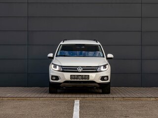 2012 Volkswagen Tiguan I Рестайлинг, белый, 1395000 рублей, вид 2