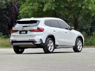 2023 BMW X1 Long 20Li sDrive III (U11/U12), белый, 2600001 рублей, вид 4