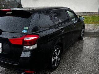2018 Toyota Corolla Fielder XI (E160, E170) Рестайлинг 2, чёрный, 1350000 рублей, вид 4