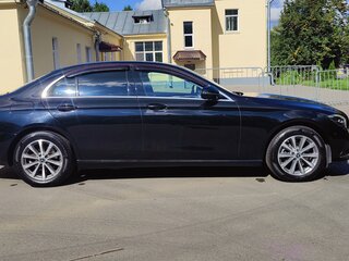 2021 Mercedes-Benz E-Класс 200 V (W213, S213, C238) Рестайлинг, чёрный, 2600000 рублей, вид 3