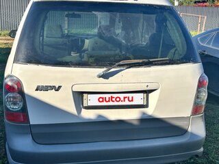 2004 Mazda MPV II (LW) Рестайлинг, белый, 320000 рублей, вид 2