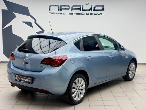2011 Opel Astra J, серый, 699000 рублей - вид 2