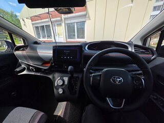 2018 Toyota Sienta II, белый, 1350000 рублей, вид 5