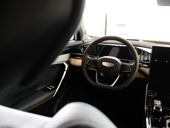 2026 Geely Atlas II, белый, 4119990 рублей - вид 26