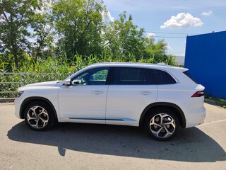 2022 Geely Monjaro (Xingyue L) I, белый, 2790000 рублей, вид 3