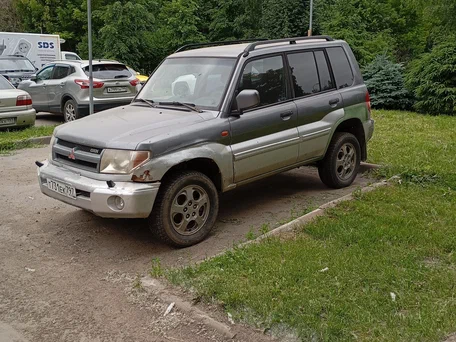 2002 Mitsubishi Pajero Pinin, серый, 360000 рублей, вид 1