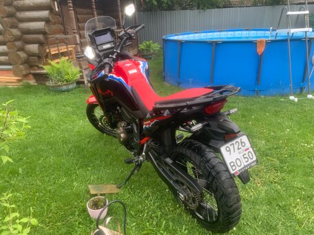 2024 Honda CRF 1100L Africa Twin, красный, 1890000 рублей, вид 4