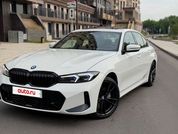 2023 BMW 3 серии 330i xDrive VII (G2x) Рестайлинг, белый, 4400000 рублей - вид 2