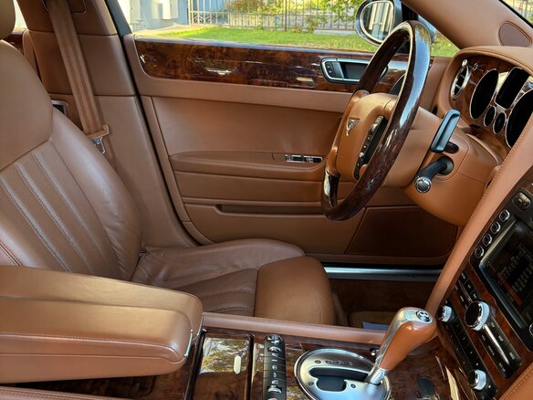 2005 Bentley Continental Flying Spur, серый - вид 8