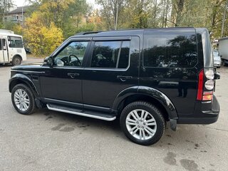 2015 Land Rover Discovery IV Рестайлинг, чёрный, 2600000 рублей, вид 4