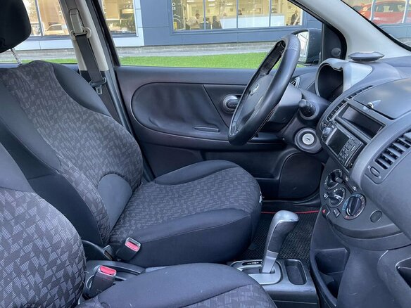 2007 Nissan Note I, чёрный - вид 9