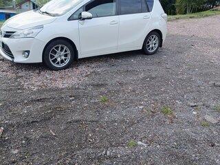 2013 Toyota Verso I Рестайлинг, белый, 1350000 рублей, вид 5