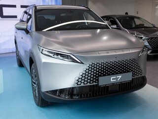 2026 Omoda C7, серебристый, 3299000 рублей, вид 2