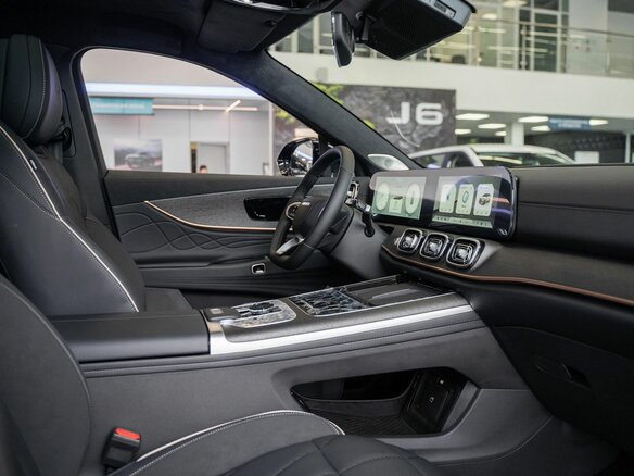 2025 Jaecoo J8, чёрный, 4779000 рублей - вид 20