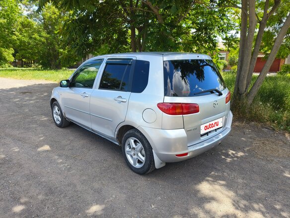 2002 Mazda Demio I (DW), серебристый, 315000 рублей - вид 5
