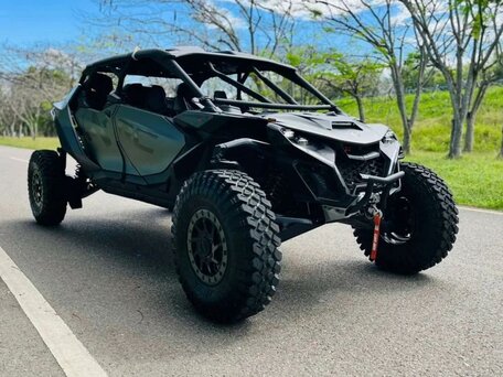 2026 BRP Can-Am Maverick R MAX X RC, зелёный, 6750000 рублей, вид 1