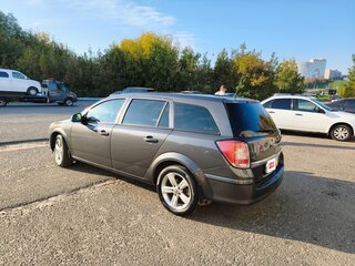 2011 Opel Astra H Рестайлинг, серый, 495000 рублей, вид 3