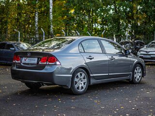 2011 Honda Civic VIII Рестайлинг, серый, 930000 рублей, вид 2