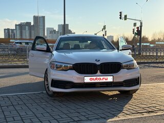 2019 BMW 5 серии 530i VII (G30/G31/G38), белый, 2790000 рублей, вид 1