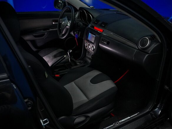 2006 Mazda 3 I (BK) Рестайлинг, чёрный, 510000 рублей - вид 12
