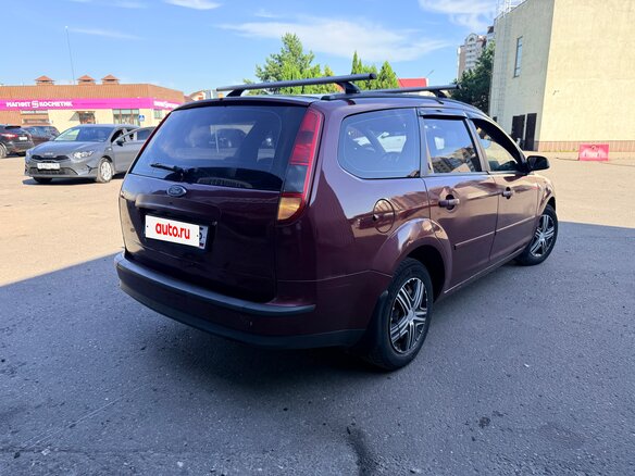 2006 Ford Focus II, красный, 420000 рублей - вид 4