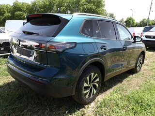 2026 Volkswagen Tiguan III, синий, 7520000 рублей, вид 3